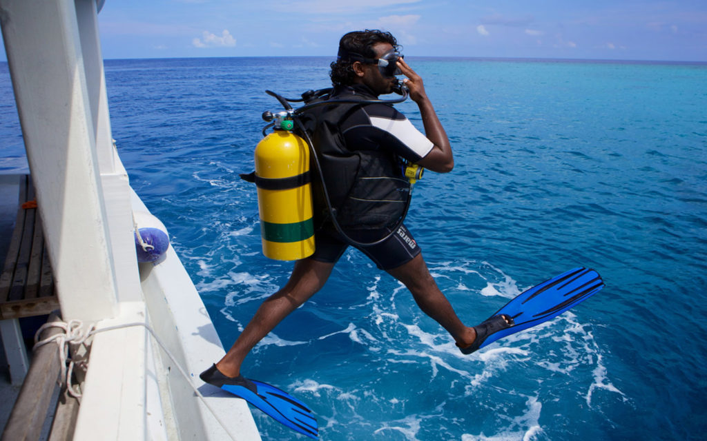 mergulho nas maldivas