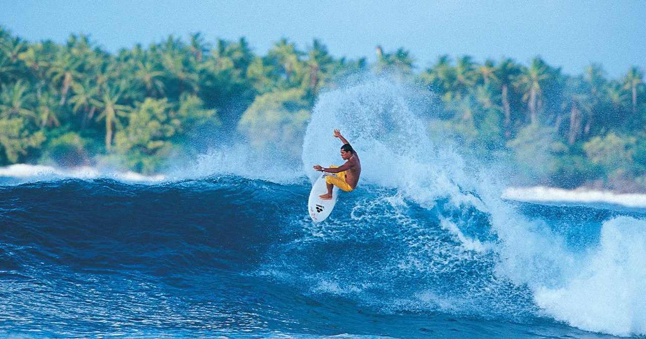 surf nas maldivas